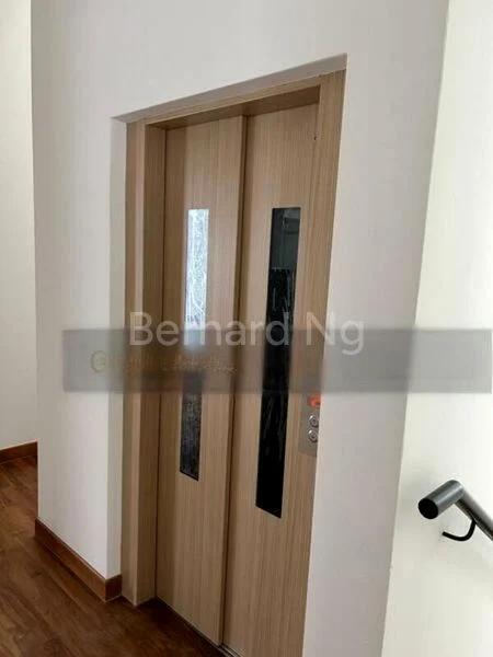 5 Bed Semi-Detached House (Landed) for Sale in  Fernvale Lodge - Image 6